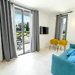 Domus Delfino Aparthotel Villasimius