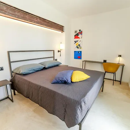 Sirius Porto Giunco ヴィッラシミーウス