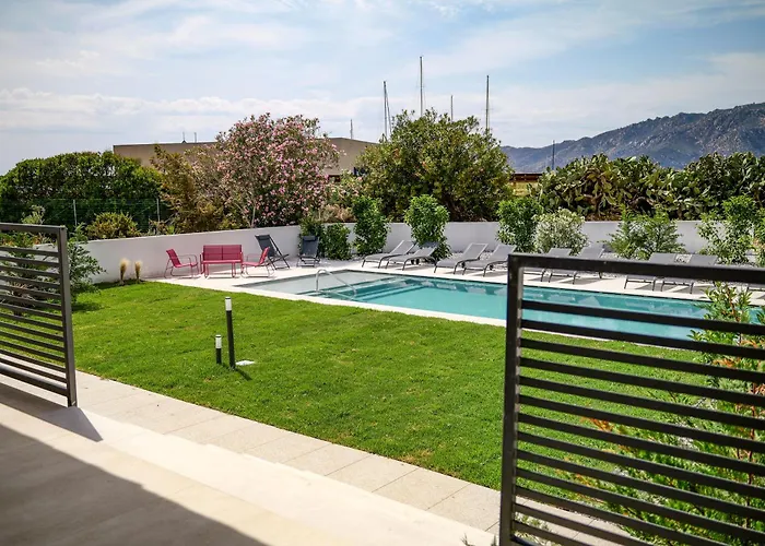 Aparthotel Sirius Porto Giunco 4*